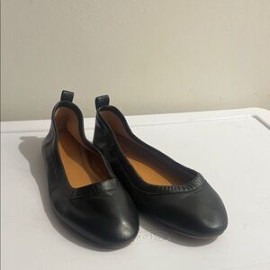 Elegant Black Women's J CREW Flats